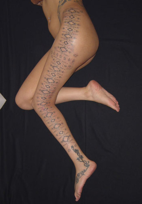 tribal tattoos for women on thigh. Welcome folks, today I want post interesting topic about Leg Tattoos for you 